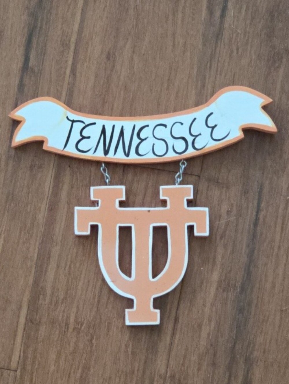 9" × 9" wooden University Of Tennessee sign vols custom wall sign Hand Made